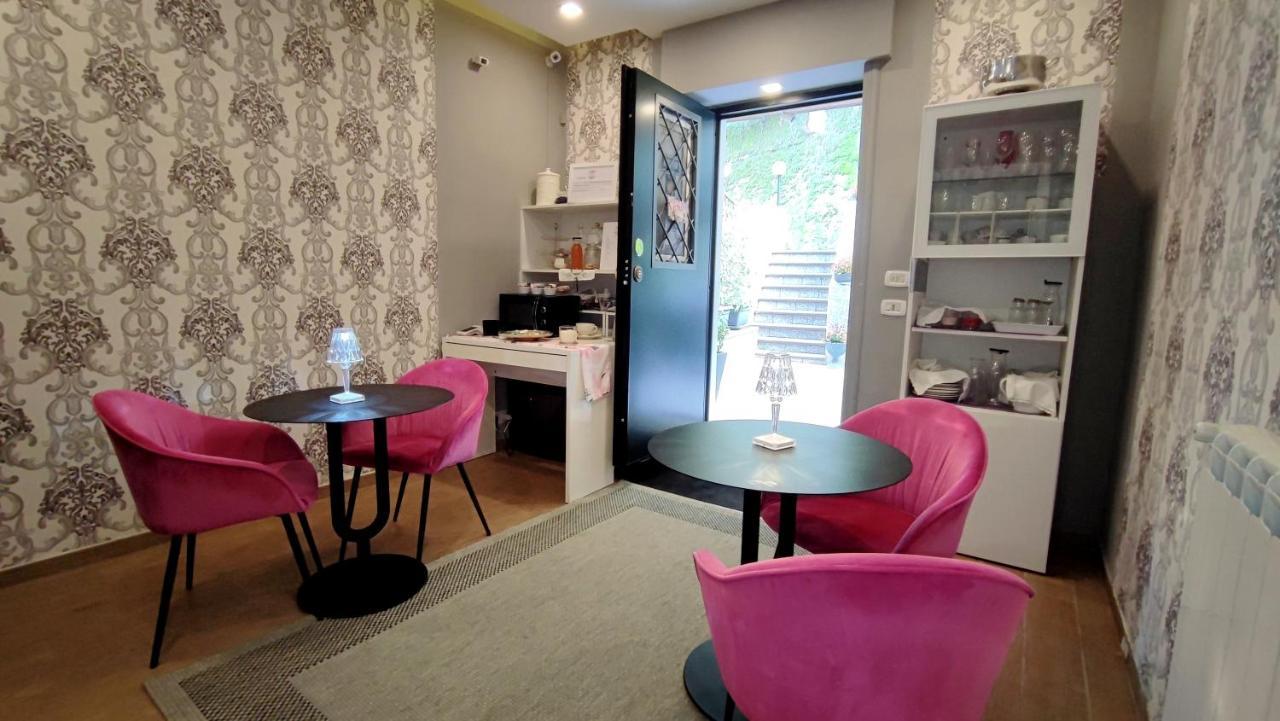 Il Roseto Bed & Breakfast Frosinone Exterior foto