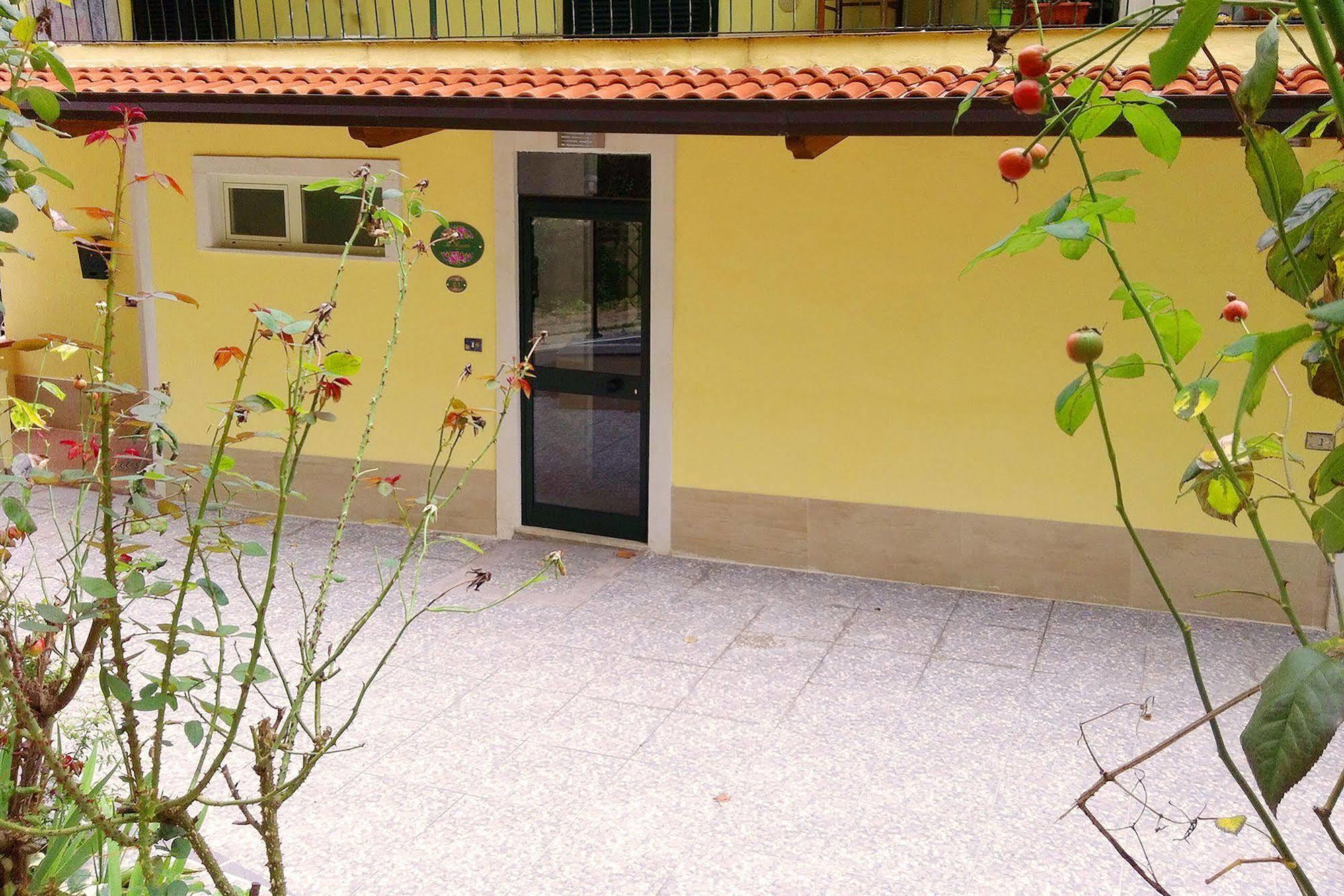 Il Roseto Bed & Breakfast Frosinone Exterior foto