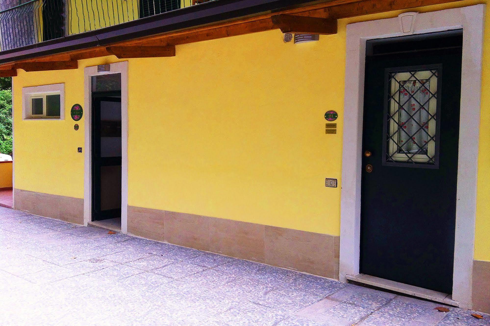 Il Roseto Bed & Breakfast Frosinone Exterior foto